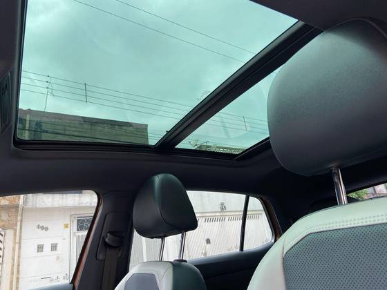 VOLKSWAGEN T-CROSS 1.4 250 TSI TOTAL FLEX HIGHLINE AUTOMÁTICO